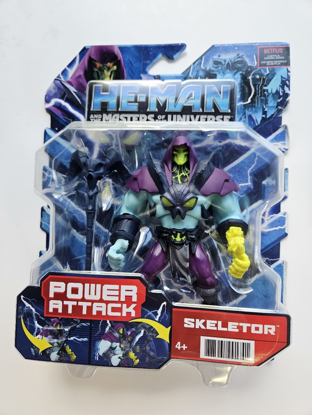 Skeletor Masters of the Universe Power Attack figure with sceptre Havoc Staff